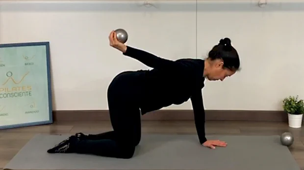 pilates-consciente-clase-toning-balls-b02
