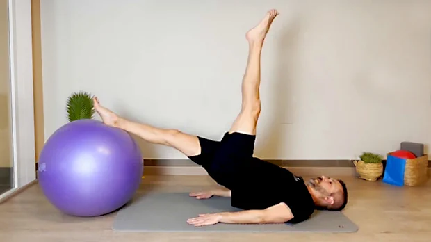 pilates-consciente-clase-fitball-i06