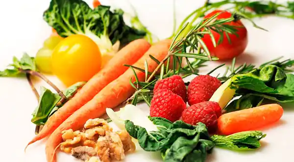 Alimentos saludables: frutas y verduras
