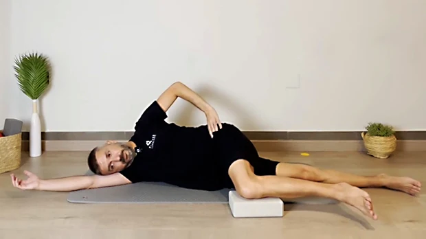 pilates-consciente-clase-ladrillos-b08