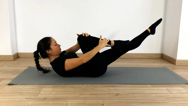 Ejecución de Single Leg Stretch por Fátima Pastor Andreu